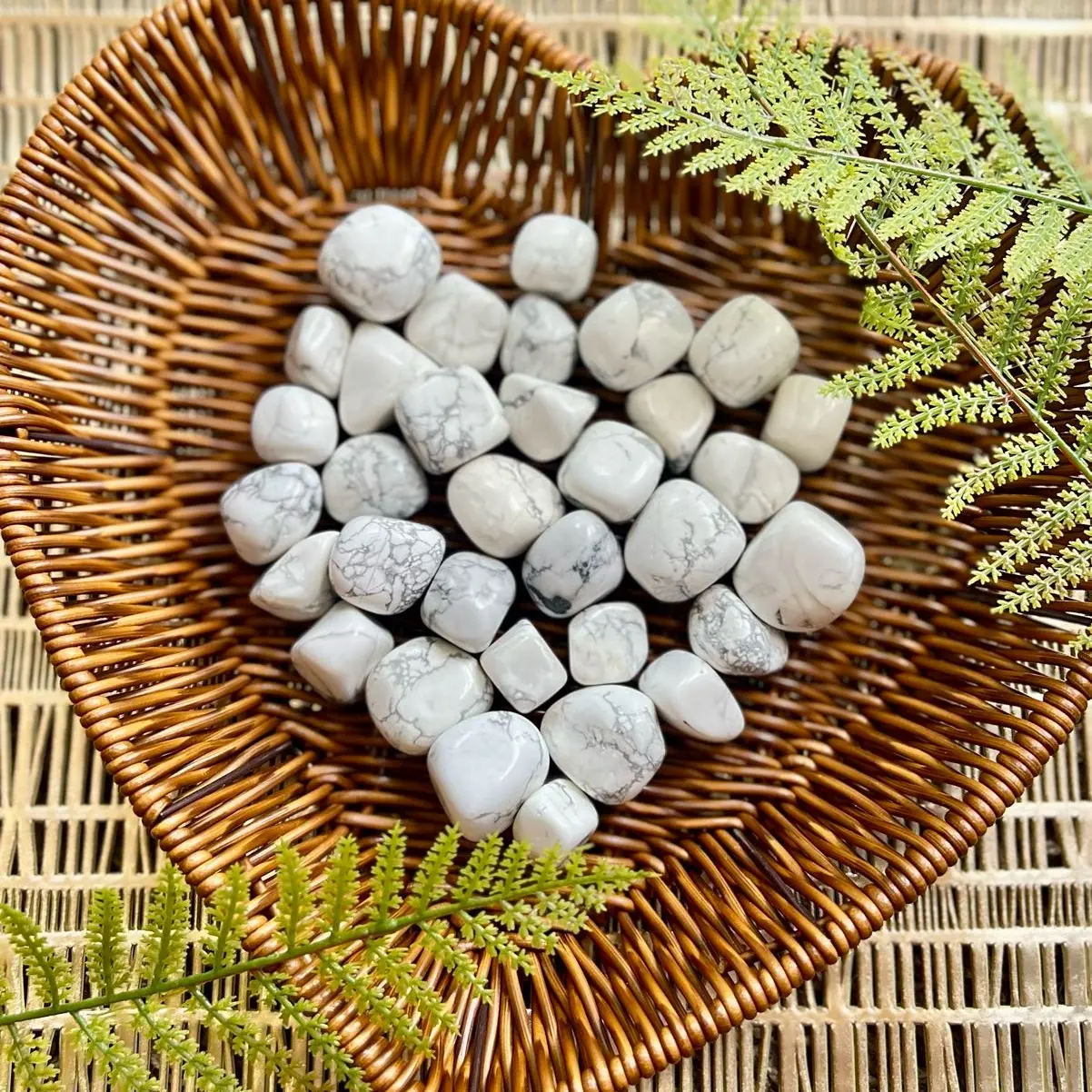 High Quality Howlite stone | tumbled stone