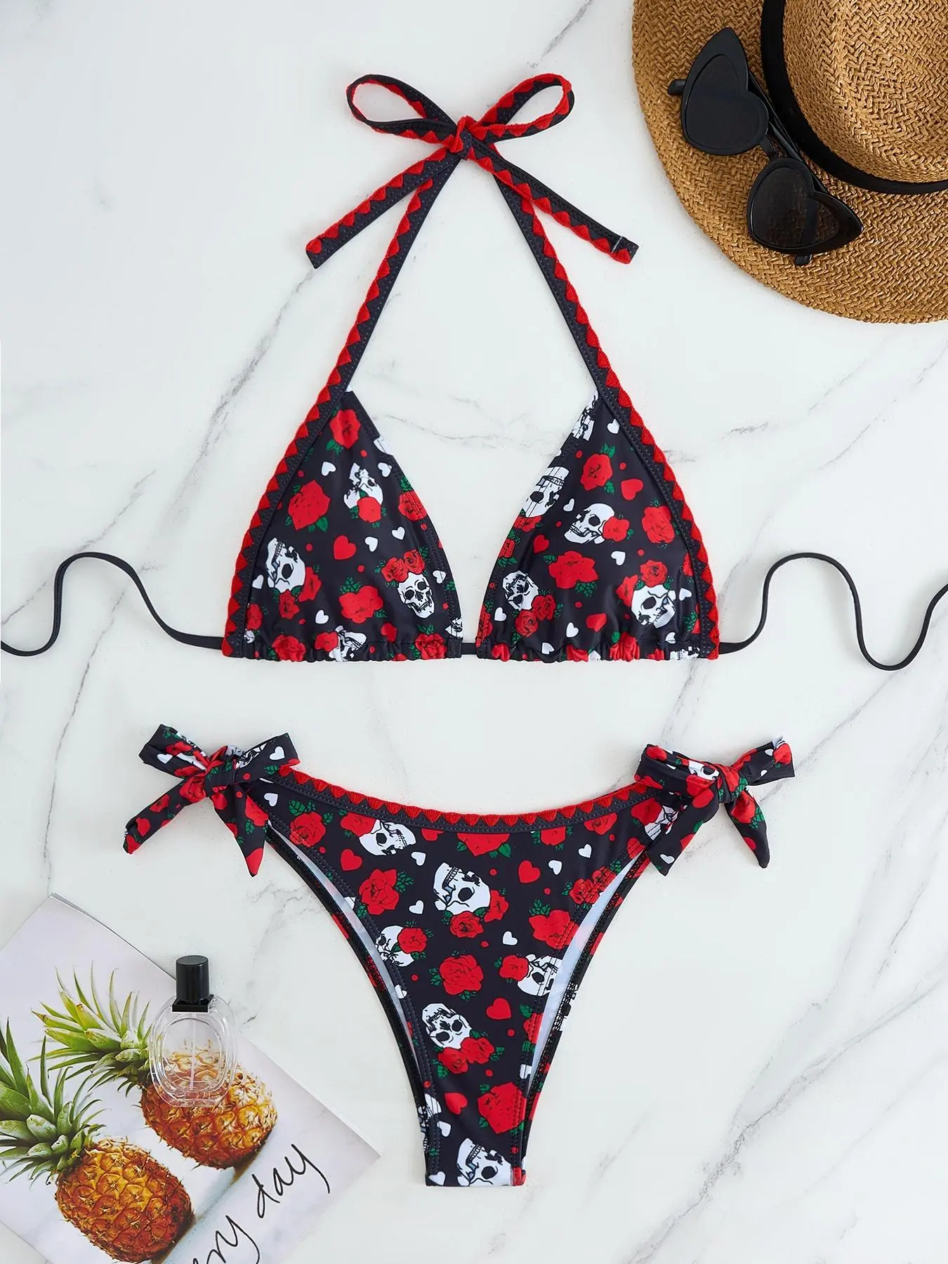Two-piece Set Women's Floral Skull Print Bikini Set, Halter Neck Tie Back Triangle Swim Bra & High Cut Floral Bikini Bottom, Fashion Chic Ladies Bathing Suit for Beach Holiday Vacation Floral Bikini Top Swimsuit Set, Bikinis Sets