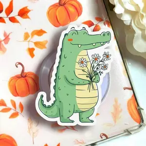 Cute Crocodile Phone Grip, Kawaii Alligator Holding Daisies MagSafe Holder, Floral Reptile Griptok, Sweet Green Crocodile Accessory, Unique Gift for Nature Lovers, Hardcore Readers