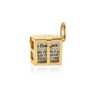 New York Newspaper Charm, Gold