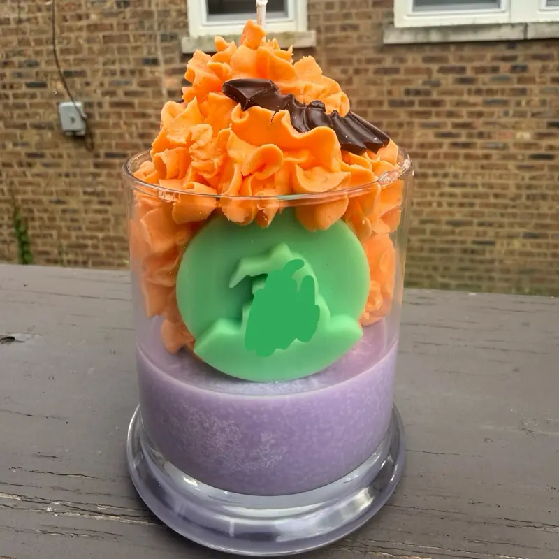 Green apple candle