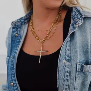 LUXE CROSS NECKLACE