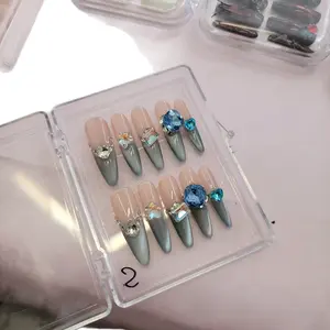 Blue diamond press on nail
