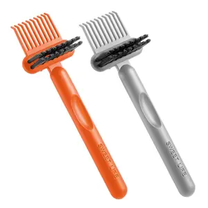 Hair Comb & Brush Cleaning Set (2 pcs) — dual function mini scraper and bristle brushes for removing hair, dust, and product buildup from combs and brushes — portable, reusable, suitable for professional or home use