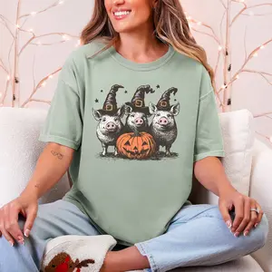 Witch Pigs Shirt Halloween Hats Women's Casual Crewneck Top with Festive Pig Design for Halloween Fun