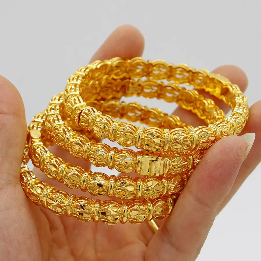 Elegant Gold-Plated Hollow Engraved Open Bangle Bracelet Set, Classic Vintage Style Jewelry Accessories, Ideal for Daily Wear-Party Wear, Valentine's Gifts for Girlfriend, Yes