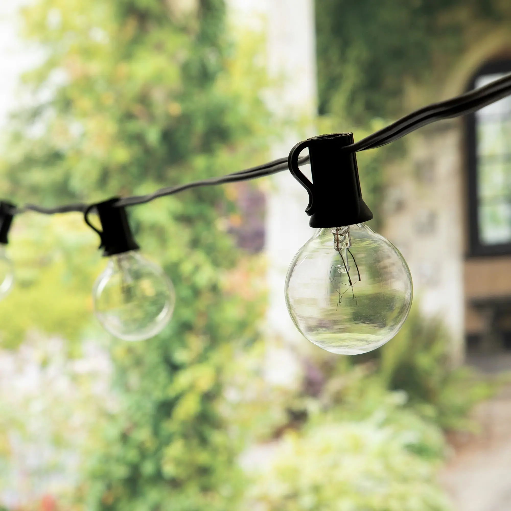 Incandescent Globe String Lights — Warm White Outdoor Patio Lights for Cottage Garden & Backyard Ambiance