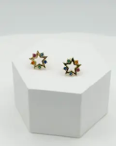 topo estrellas en piedras de colores 18k