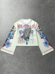 Men’s and women’s versions of Y2K gothic-style graffiti flared sleeves long-sleeved tops, vintage distressed prayer hands and flower pattern print short-sleeved long-sleeved T-shirts, streetwear, stylish and trendy, perfect for casual wear during spring a