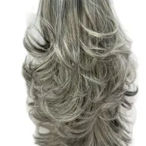 Victoria 18” platinado claro , corte mariposa