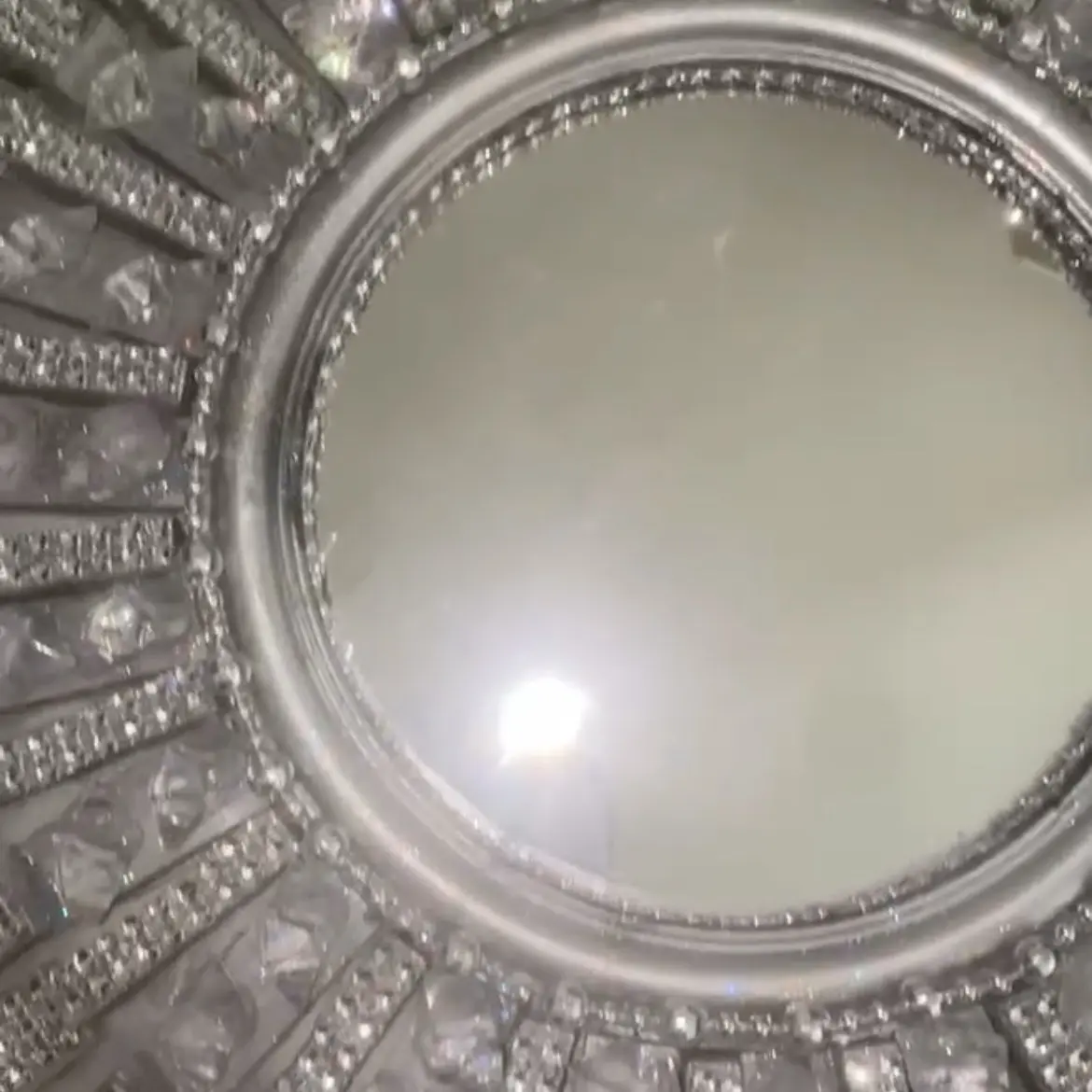 Bling Mirror - Perfect for Any Occasion - High Quality