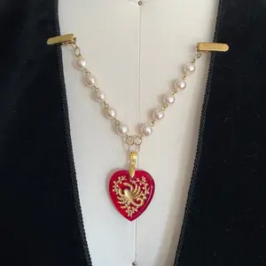 Scorpio scorpion heart clip chain - pearl chain