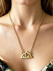 1-Piece Minimalist Geometric Mountain Collar Necklace – Outdoor-Inspired, Artistic and Versatile Ladies’ Necklace – The Perfect Gift for Outdoor Enthusiasts, Girlfriends or Best Friends