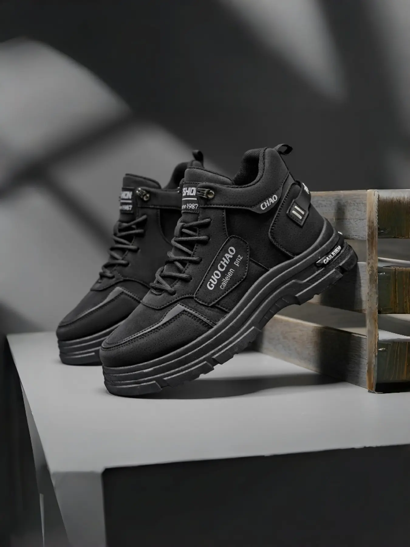 Autumn men's breathable high cut workwear shoes, industrial work footwear, men's trendy and versatile thick soled non slip casual short boots, safety shoes, Workboots, Walking Shoes, Worker, Footwear
