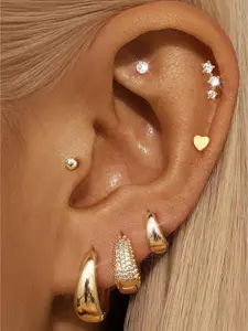 Retro 7 Pairs Golden Elegant Hoop Earrings Hypoallergenic Flat Back Earrings for Women Men Trendy Chunky Earrings Lightweight Cartilage Hoop Stud Earring Stacks Set