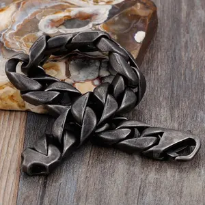 GTHIC Vintage Boiled Black Chain Stainless Steel Bracelet Fashion Jewelry for Men Daily Wear