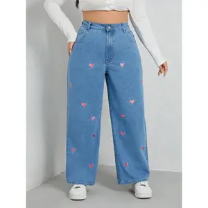 Heart Embroidery Pocket Denim Pants, Casual Fashion Comfy Wide Leg Jeans for Daily Outdoor Wear, Women Plus Clothing for Spring & Fall