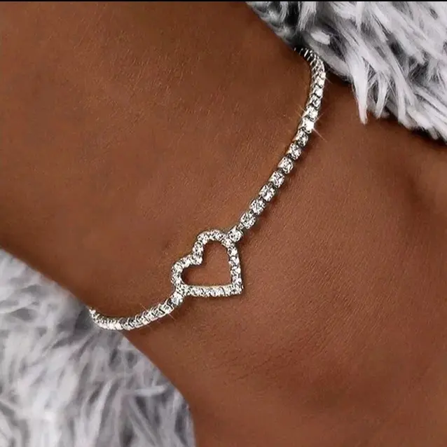 Rhinestone Chain Ankle Bracelet with Heart Design Metal Coating Fashion Jewelry for Women's Ankles Sparkling Accessories