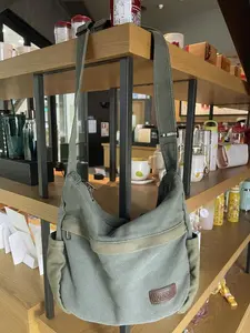 Large Canvas Messenger Bag with Multiple Pockets for Men and Women, Crossbody Shoulder Tote Hobo Laptop Bag Tote Bag Date Night Crossbody Purse Zipper Closure Travel Commute Large Tote Wristlet Suede College Bag