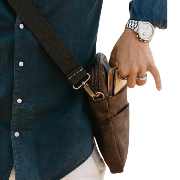 Voyager Men's Satchel Bag