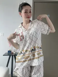 Vintage Charm Button-Down Short Pants Pajama Set for Women's Basic Homewear Minimalist Pjs in Mulberry Silk