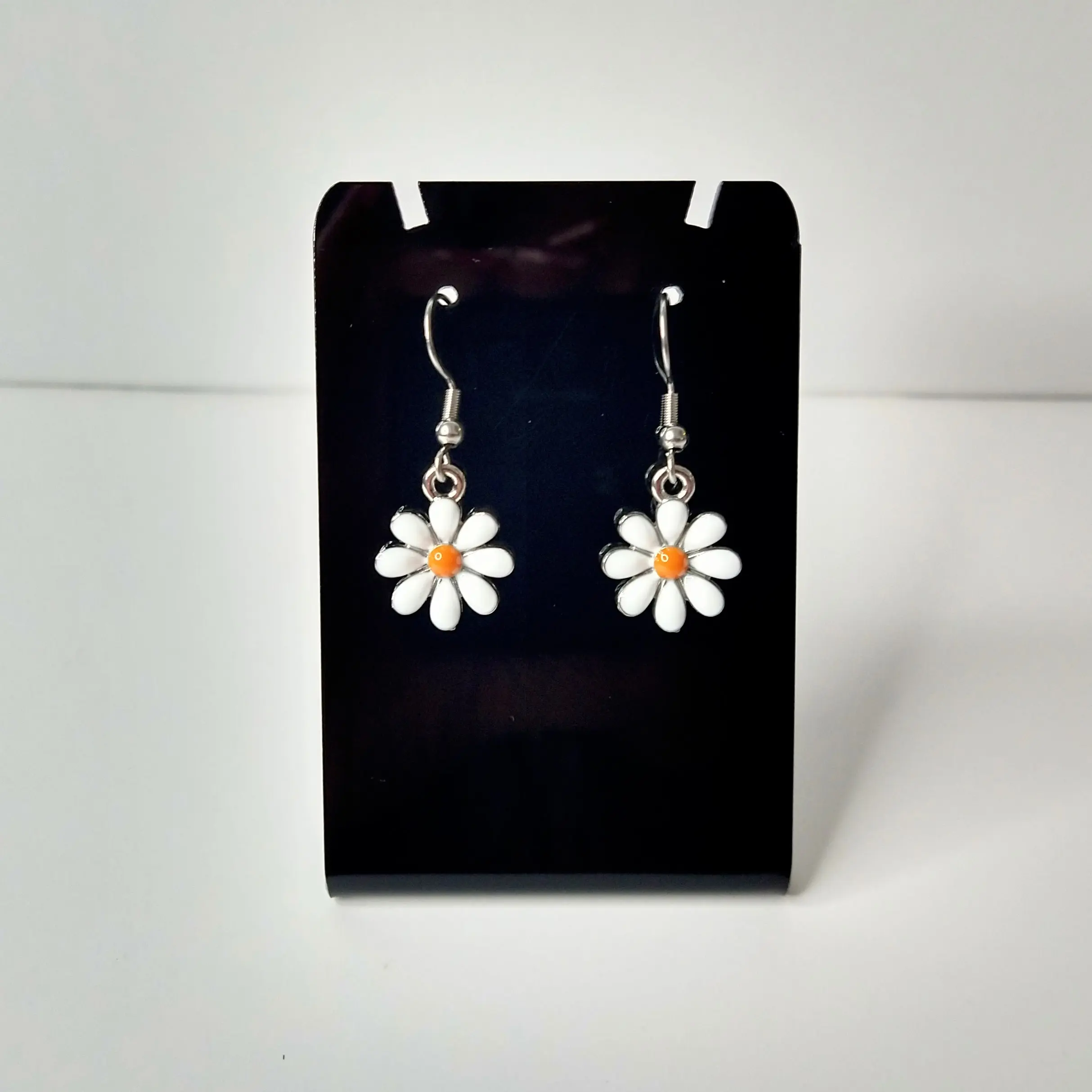 #547 Daisy Flower Earrings, Casual Jewelry, Spring, Summer, Zinc Alloy, Stainless Steel Hooks