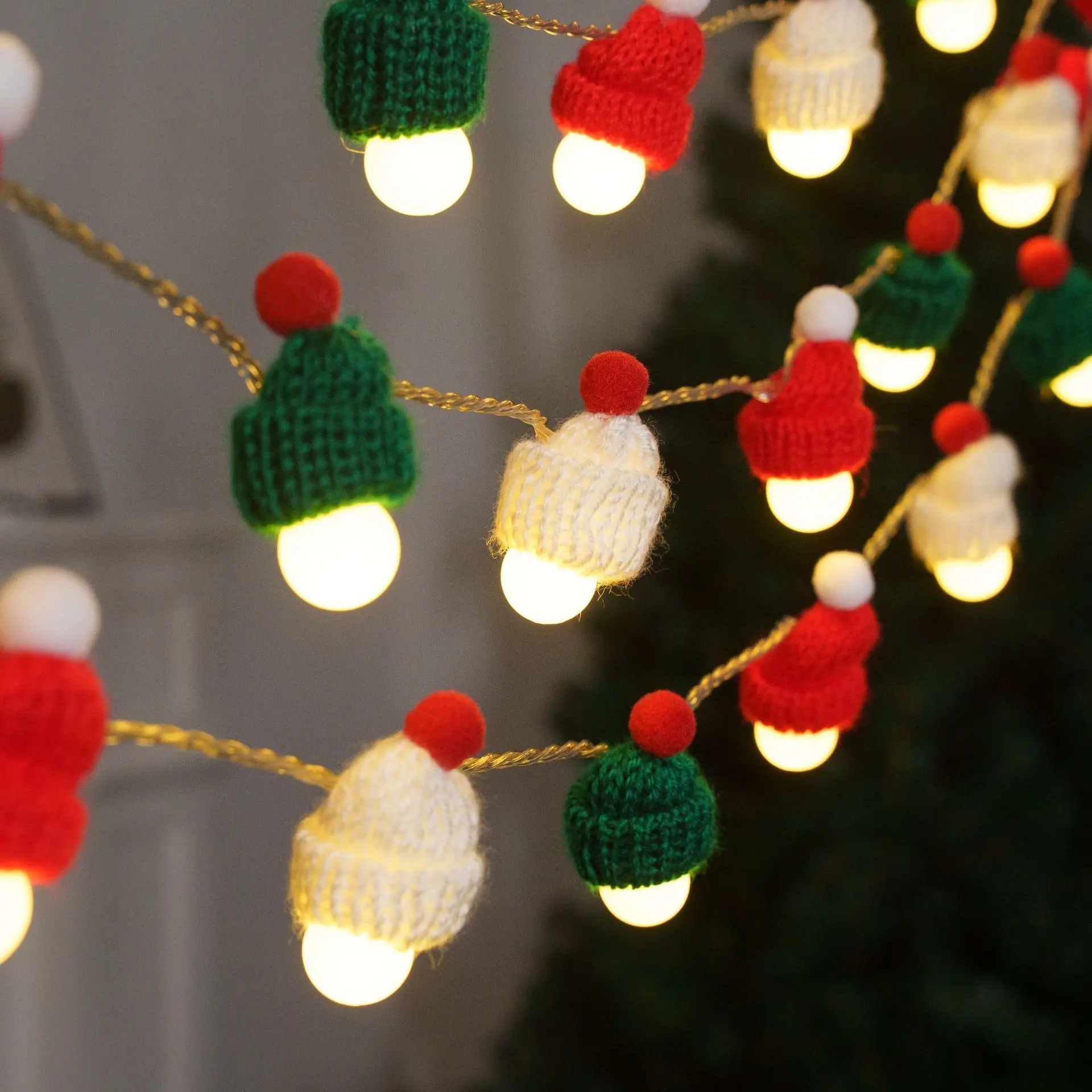 Traditional Ethnic Little Red Riding Hood Lantern String Lights, 20ft 40-Bulb USB-Port Lights, for Home Room, Outdoor Garden Decor