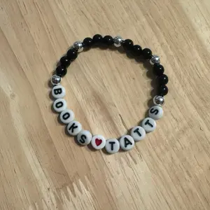 Books (heart) Tatts bracelet