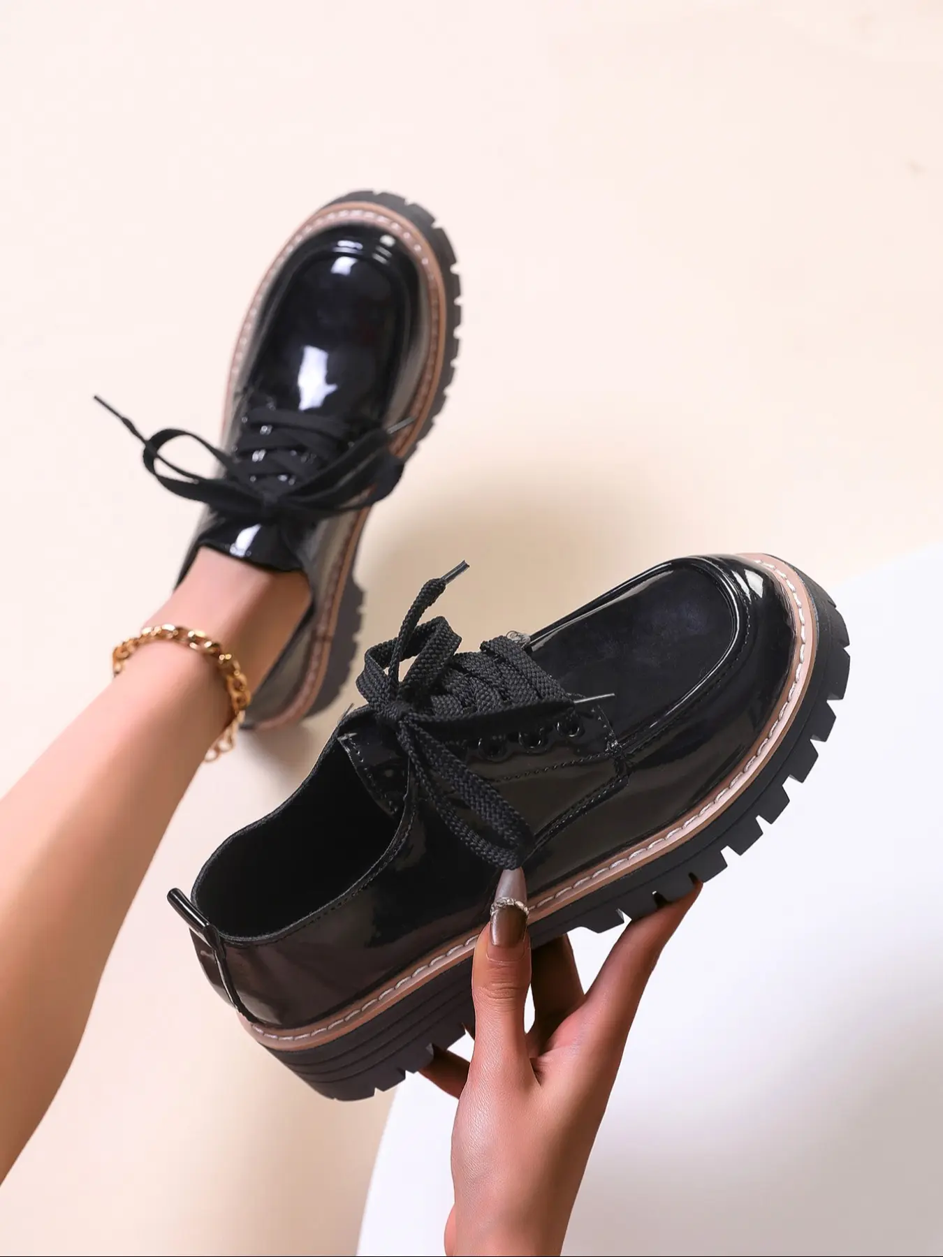 Women's Fashion Thick Sole Lace-Up Loafers, Round Toe Platform Shoes, All-Season Versatile Leather Flats, Comfortable for Shopping & Campus Use, Commuter Shoes Work, Thick Soled Loafers, Office Commuting Shoes