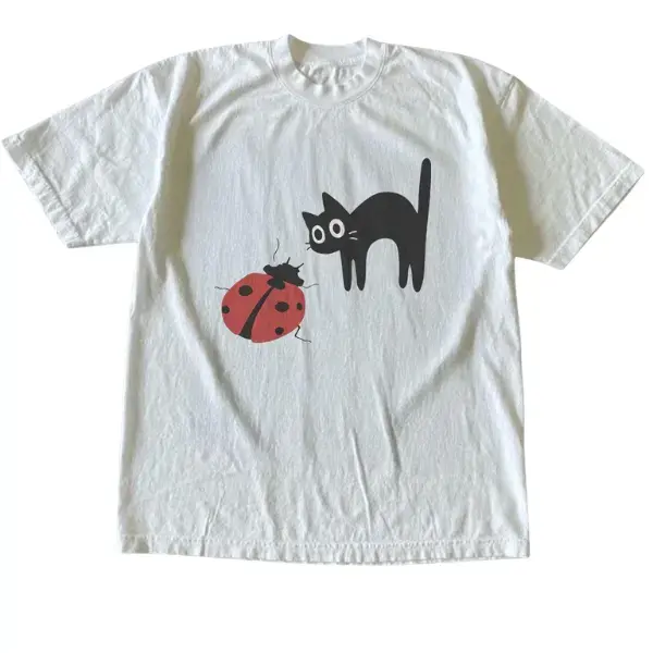 Vintage Style Black Cat & Ladybug Graphic Tee, Cute Animal Aesthetic Shirt, Retro Nature Bug Cat T-Shirt, Gift for Men & Women