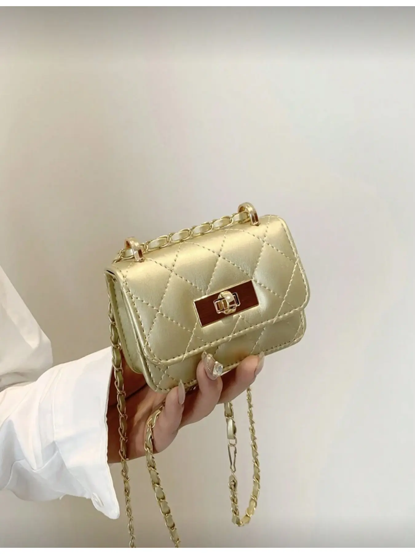 Women's Mini Square Handbag Diamond Pattern Embroidery Tote Bag with Woven Chain Strap Reversible Small Bag Cute Crossbody Waist Pack Accessory Pouch Casual Embellished Shoulder Bag Fashionable Crossbody Bag