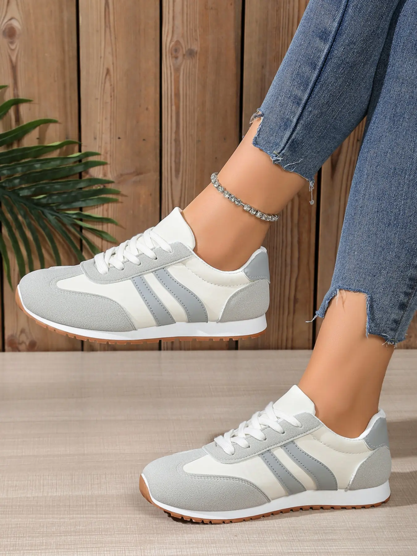 Fashion Women's Jazz Dance Shoes, Comfortable & Performance-Enhancing, Ideal for Dancing & Casual Wear, Stylish Footwear for All Occasions