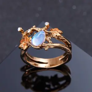 Women's Cinnamon Retro Exquisite Branch Maple Leaf Metal-Coated Ring, Creative Fashion Costume Jewelry, Rings for Women for Holiday Party, Valentine's Day Accessories
