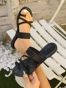 Women's Summer Fashion Woven Strap Slip-On Home Outdoor Comfortable Flat Sandals, Beach Slides, Casual PU Rubber Sole, Plain Pattern