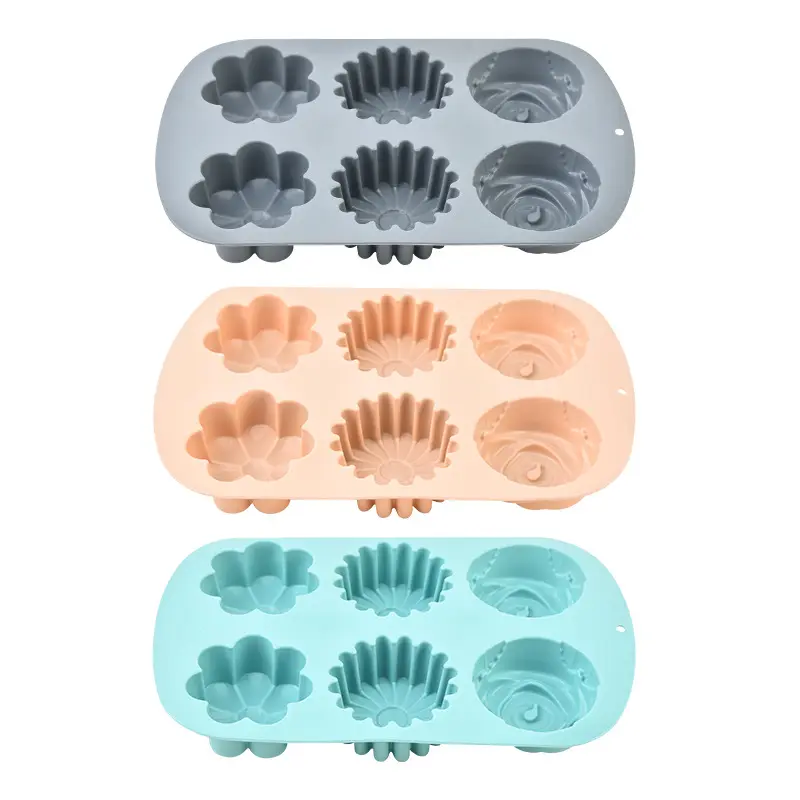 Silicone 6-grid cake mold is suitable for non-stick baking mold for cakes and puddings. It is soft, Flexible and durable, resistant to high temperatures and easy to clean, meeting the needs of home baking. Silicone Baking Molds
