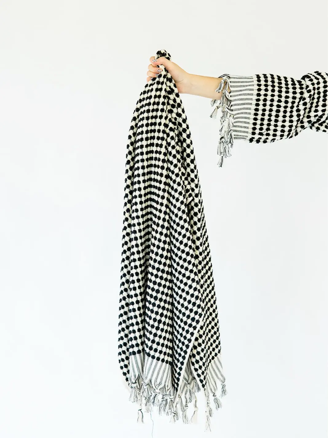 Black & White Pom Pom Cloud Towel