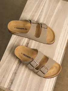 Lightweight Soft Leather Beach Sandals, Casual Slip-On Couple Shoes, Comfortable Outdoor Fashion Sneakers for Men & Women