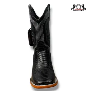Python Negro Bordado Torres Boots TBRCC166
