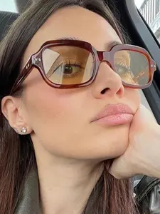 Square Frame Trendy Vintage Sunglasses for Women, Stylish Minimalist Design Polarized Uv Protection for Summer Beach Trips