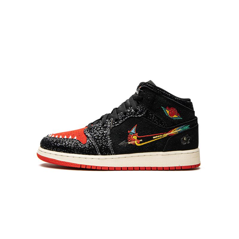 Jordan 1 Mid SE GS "Siempre Familia" DN5121 001