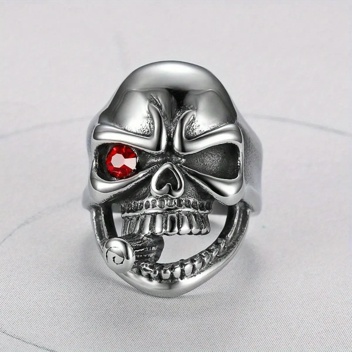 Men's Light Luxury Stainless Steel Red Gem Skull Ring - Goth, Skull Coffin, Alternative Style, Funk Punk, Mechanical Rings - Comfortable Daily Wear, Ideal Holiday Gift, Goth Rings, Skull Coffin Rings