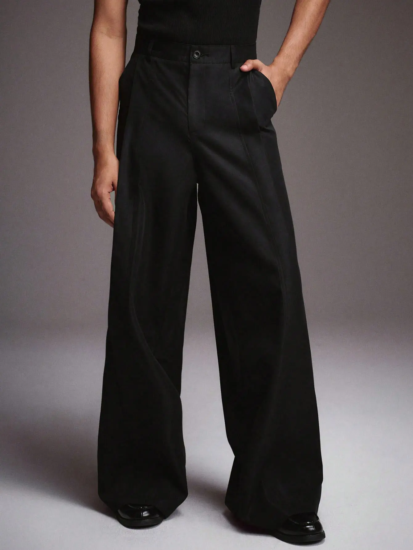 Men's Black High Waisted Wide Leg Dress Pants, Loose Fashion Normal Type Polyester Drapey Fabric with Waistband Pleats, Urban Casual Machine Washable for Commuting, Shopping