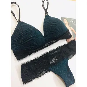 Thong with lace and lurex threads