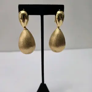 #423. 18K Gold Plated Drop Earring  Unique  High quality  Water Resistant  Hypoallergenic  Nickel Free, light weight,  Every day, Party, Gift idea.