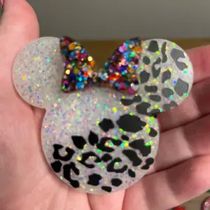Animal Party inspired Minnie phone grip