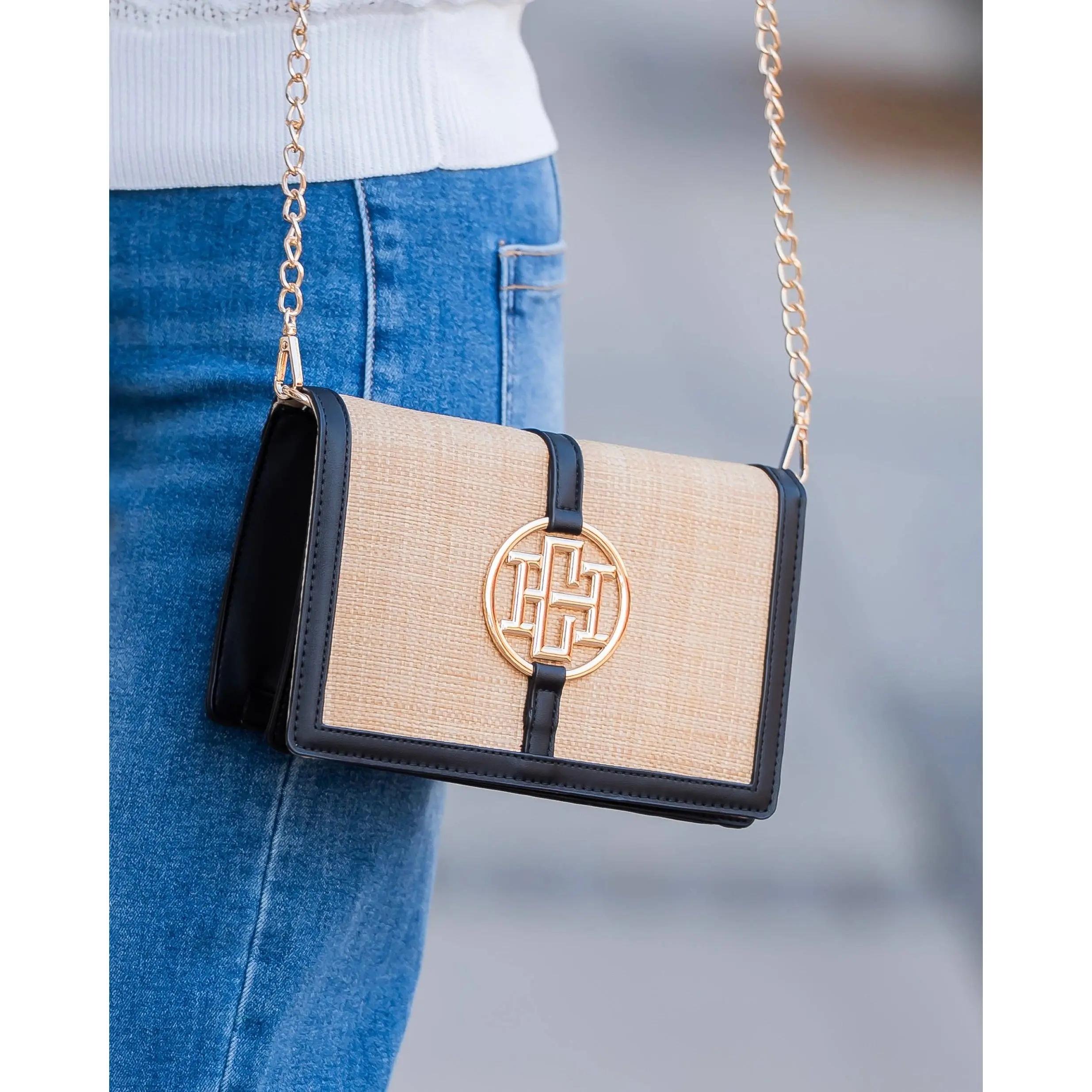 Cecilia Circle Logo Handbag Natural Black