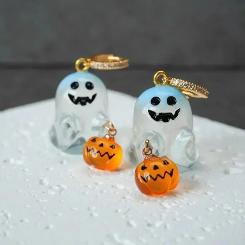 Charming Halloween Pumpkin Hoop Earrings, Cute Resin Jewelry for Women, Perfect for Parties and Gifts, Festive Accessory for All Occasions