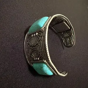 Vintage Turquoise Engraved Cuff Bracelet-063