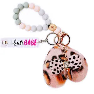 Card Grabber Card Clip For Long Nails, Cute Acrylic Debit Bank Card Grabber Keychain with Plastic Clip For Women