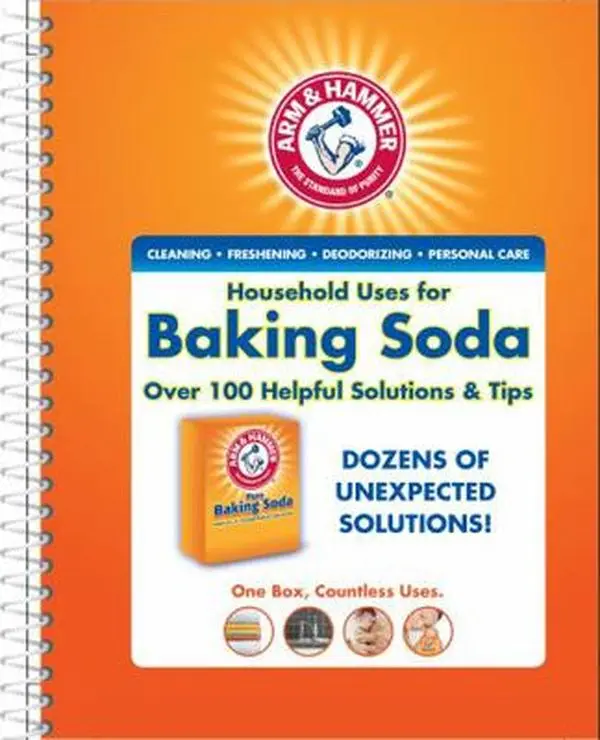 USED Book - Household Uses for Baking Soda: Over 100 Helpful Solutions & Tips by Publications International Ltd. (Unknown) - english